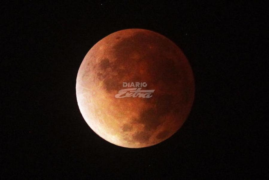 Diario Extra El Eclipse De Este Lunes Ultima Oportunidad Para Ver La Luna Roja Hasta 2021